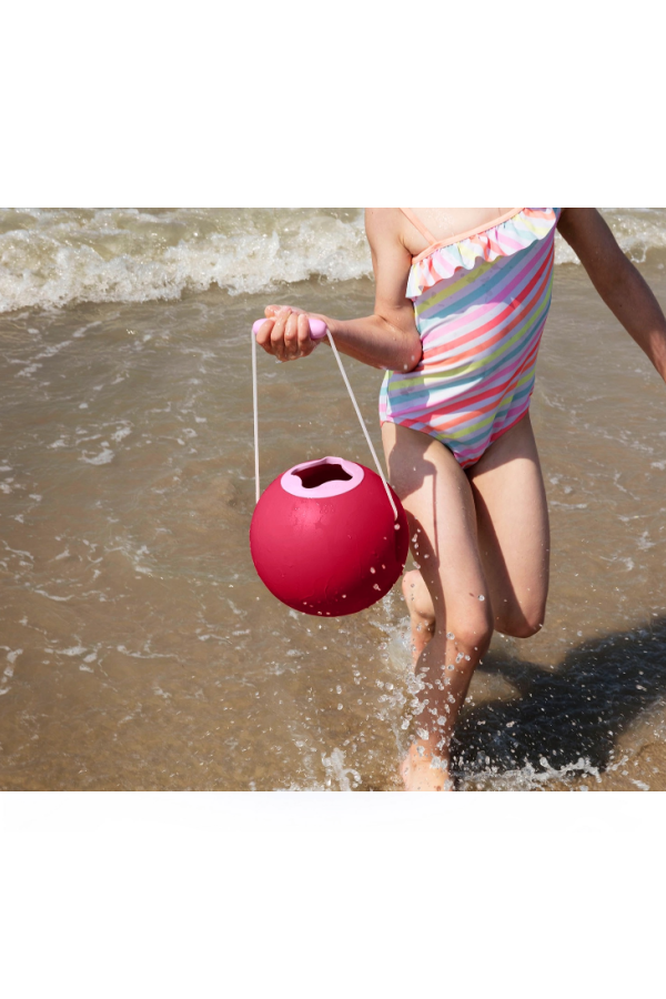 No Spill Beach Bucket in Cherry Red