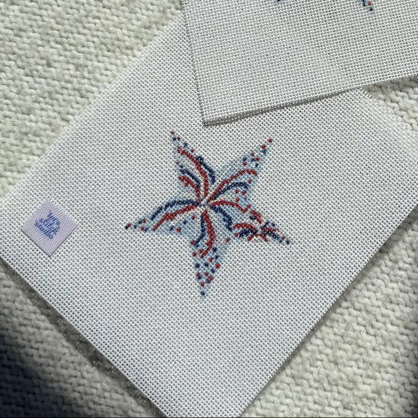 Fourth of July Fireworks Star 18 Mesh