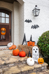 Light Up Metal Bat Decor