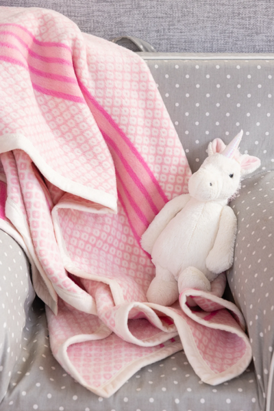Captain's Classic Light Pink Midi Blanket