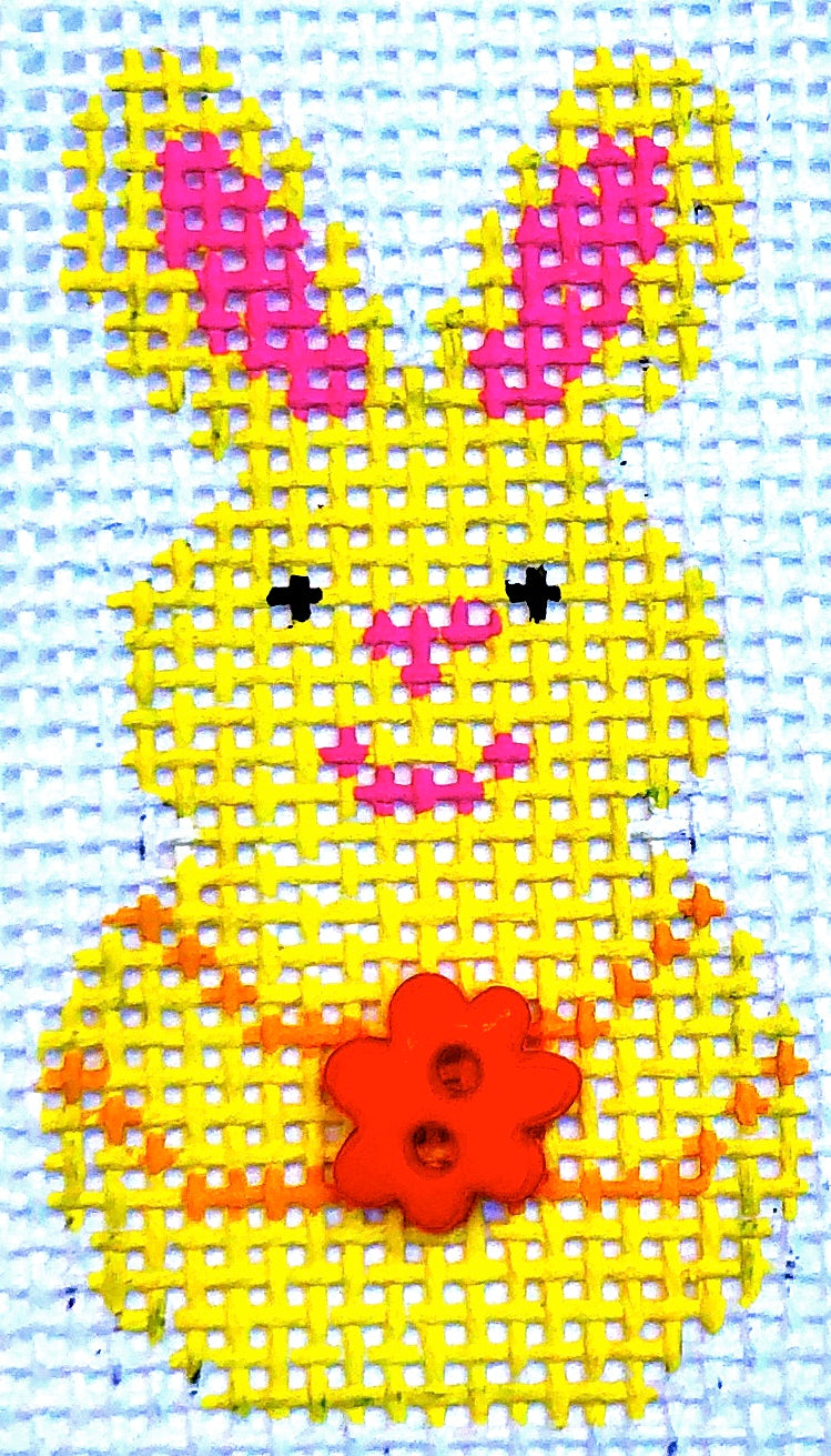 Mini Yellow Bunny Smiles HB40