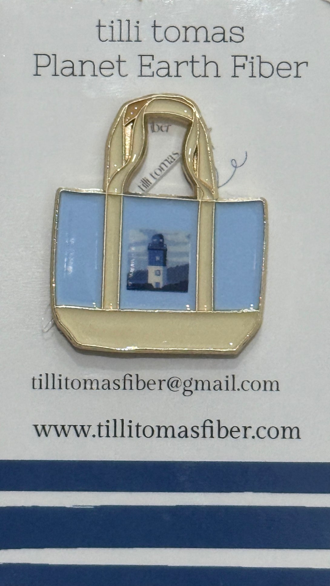 Needle Minder Boat Tote with Light House