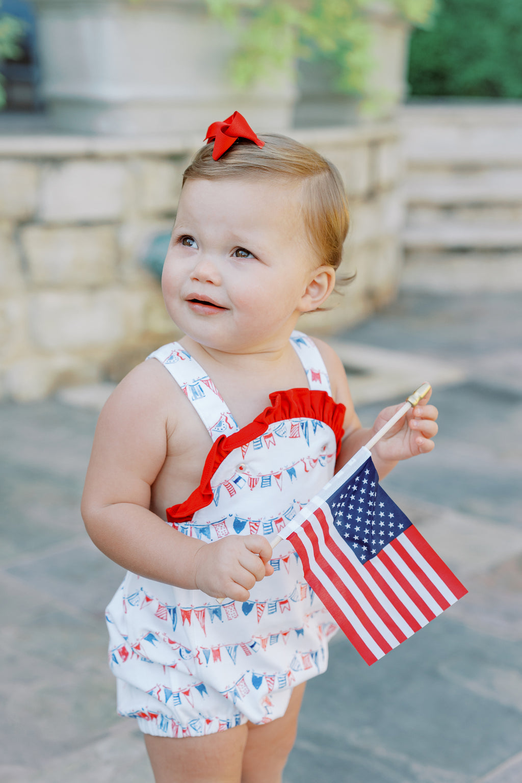 Old Glory Girl Round Bubble