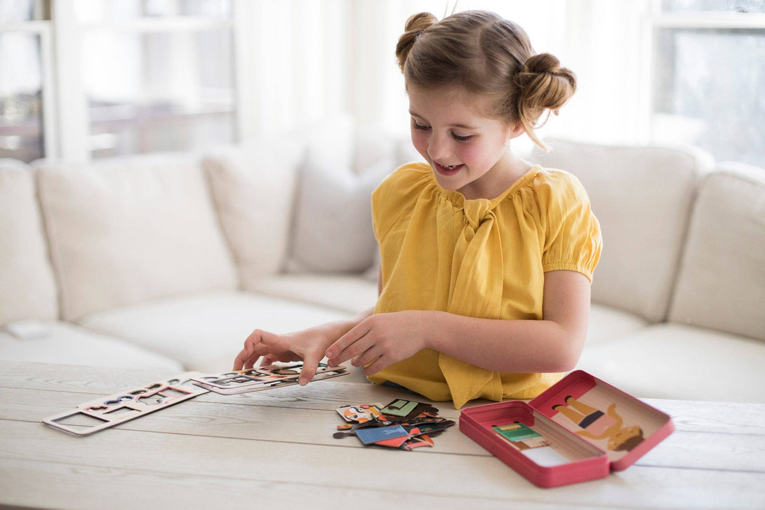 At The Studio Shine Bright Magnetic Play Set