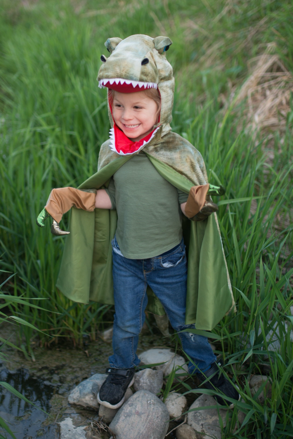 Grandasaurus T-Rex Cape with Claws